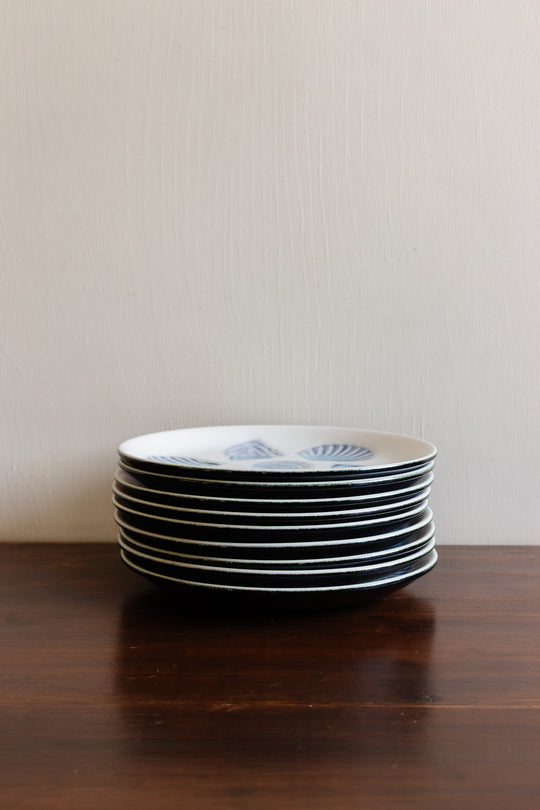 Elchinger, Soufflenheim, Alsace set of 9 oyster plates