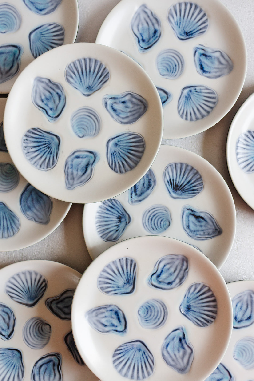 Elchinger, Soufflenheim, Alsace set of 9 oyster plates