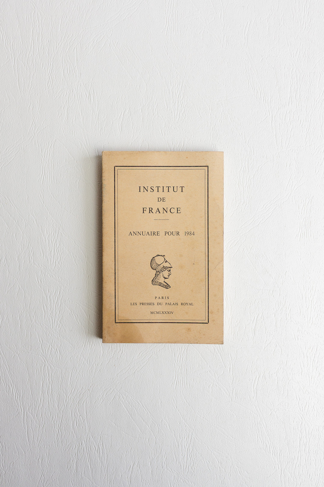 Institut de France: annuaire pour 1984