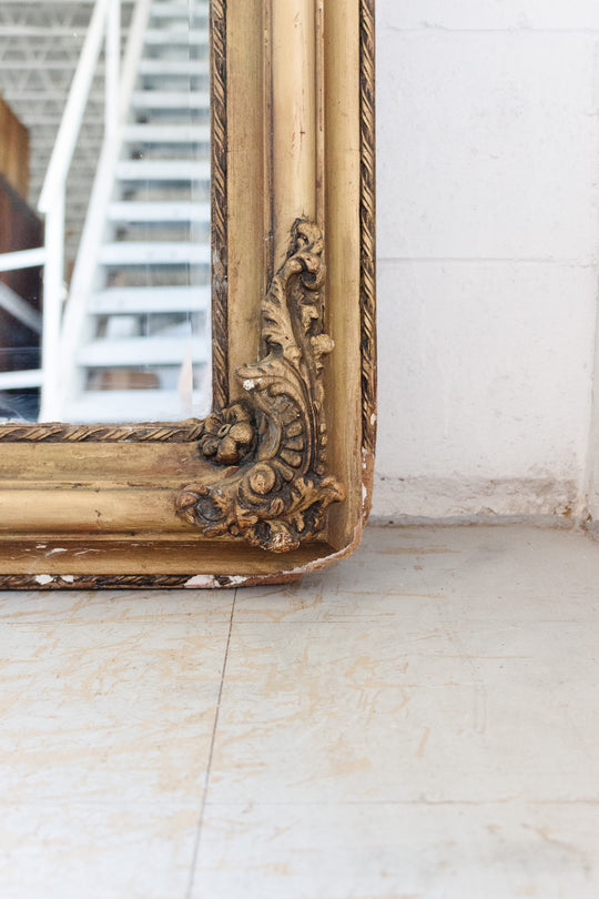 vintage Italian Louis XV style gilt standing mirror