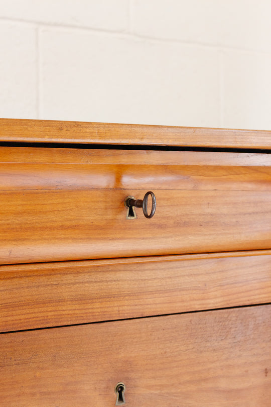 turn of the century French Louis Philippe walnut commode