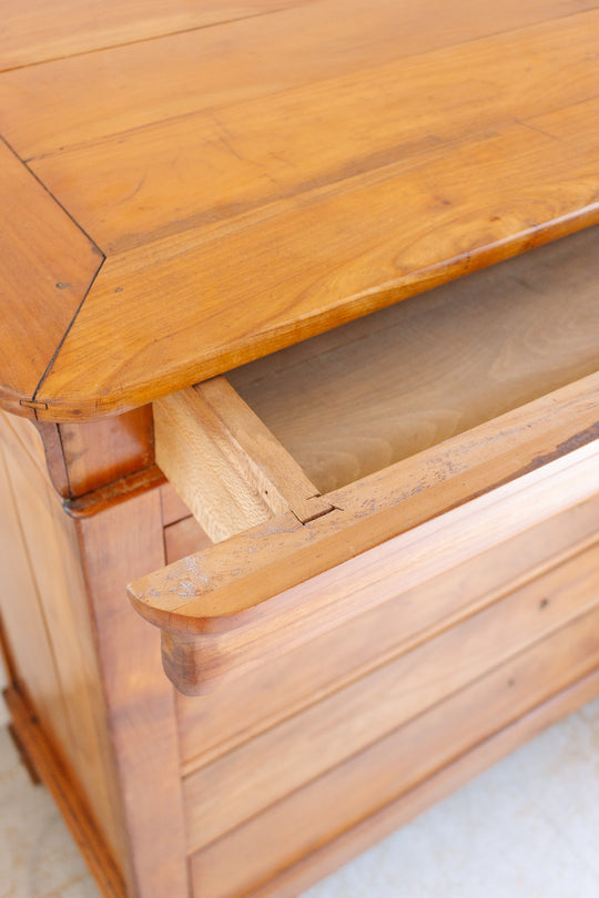 turn of the century French Louis Philippe walnut commode