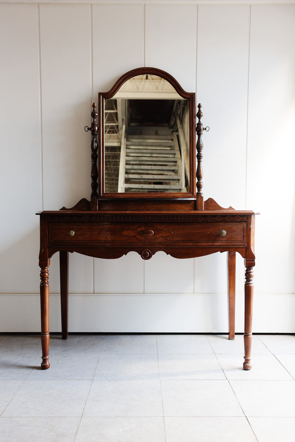 antique victorian dressing table with tilt mirror