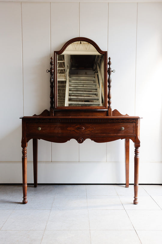 antique victorian dressing table with tilt mirror
