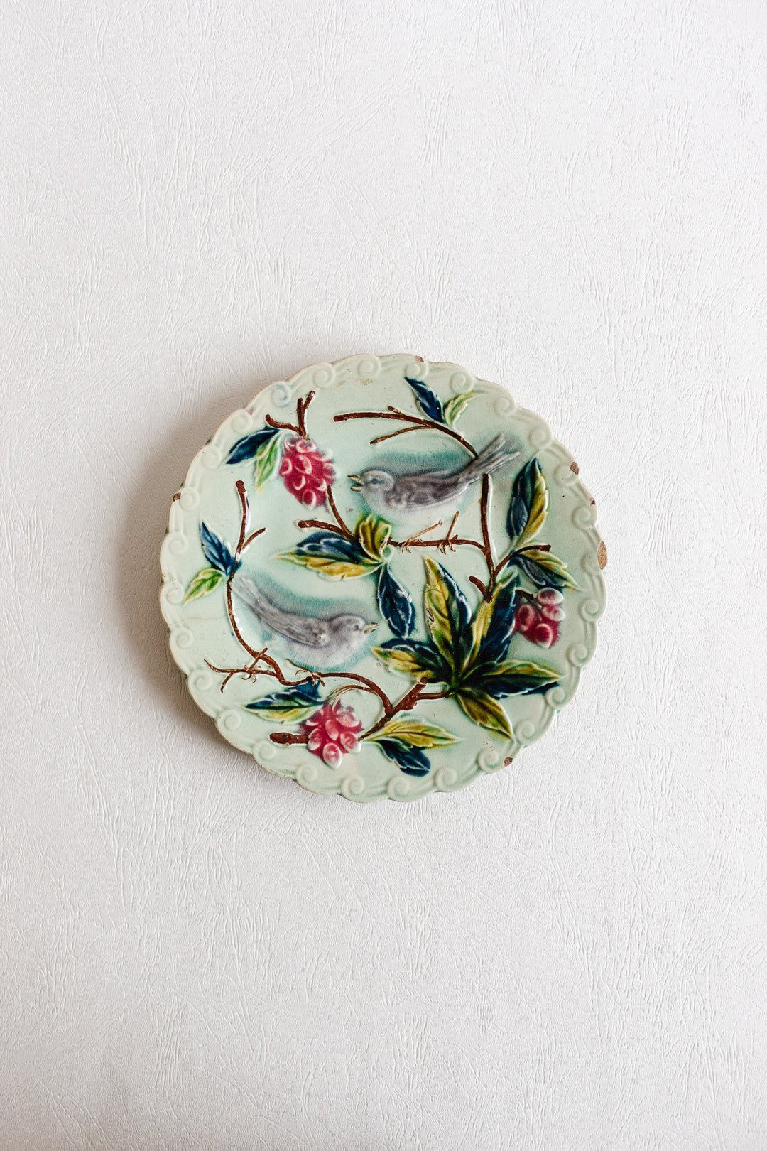 antique french majolica "oiseaux et baies" plate