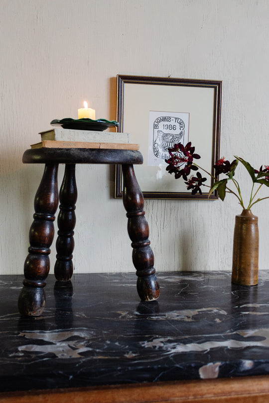 vintage french turned leg milking stool