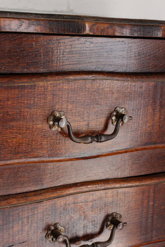 vintage french provincial chest of drawers