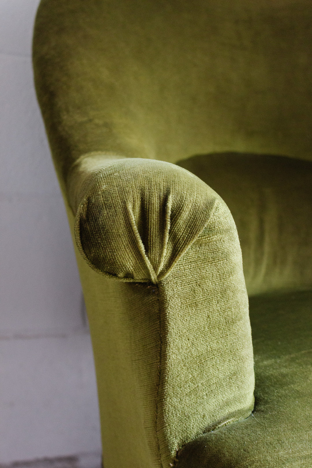 antique french green crapaud chair