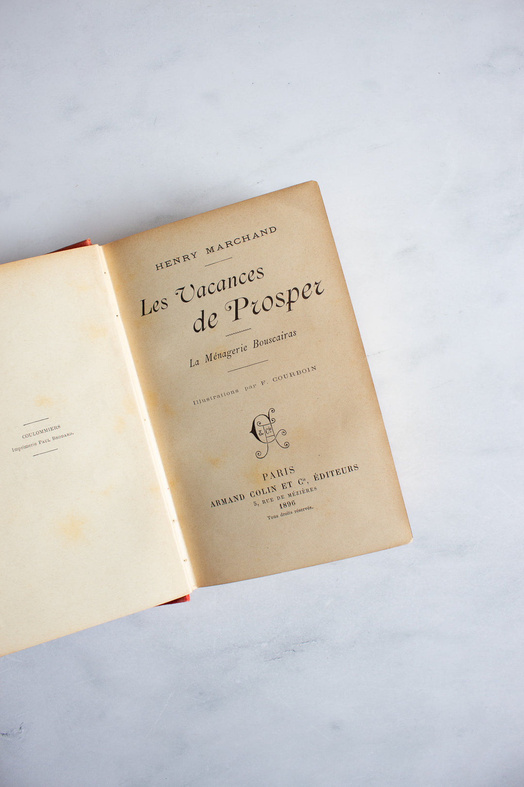 antique French hardcover books, “Bibliothèque du Petit Français”