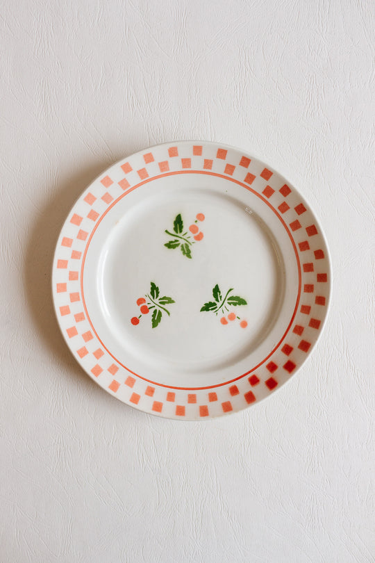 set of french orchies "grand feu" berry & checkerboard plates