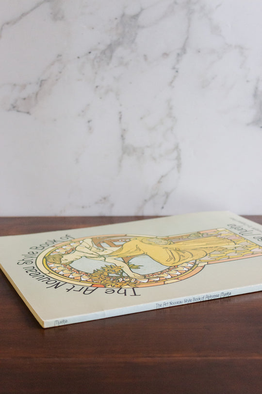 the art nouveau style book of Alphonse Mucha