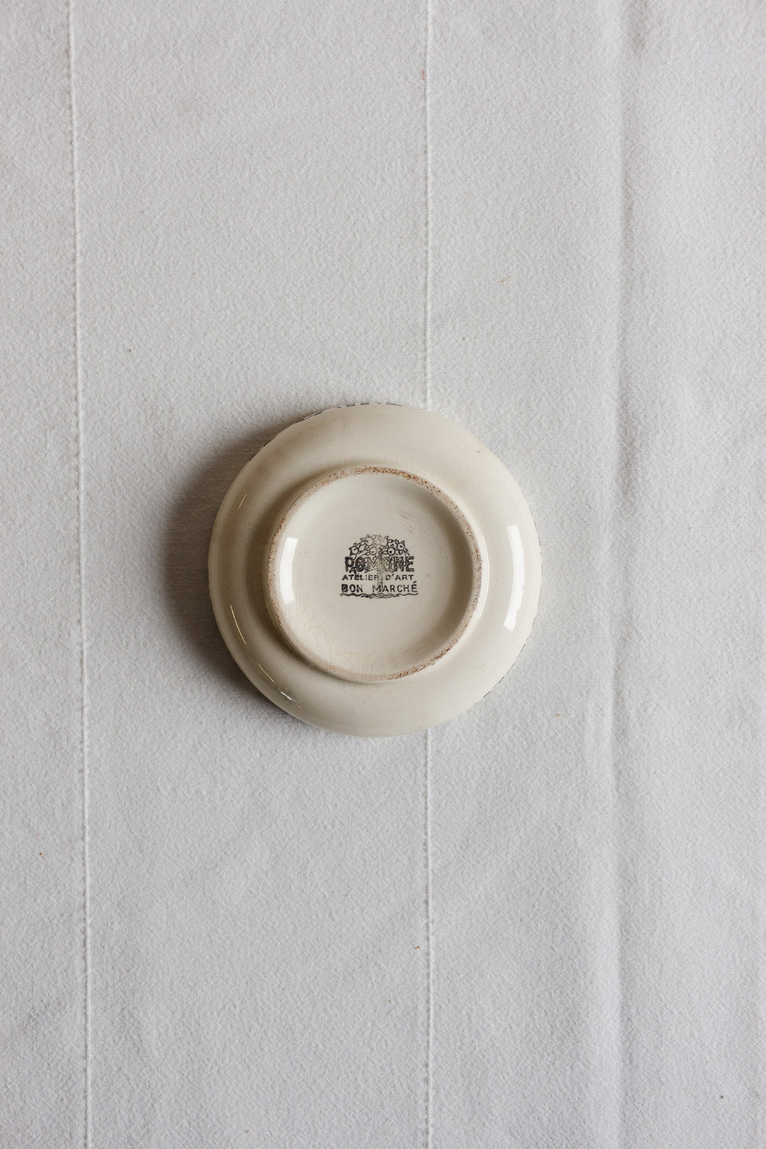 vintage french "au bon marché" ashtray