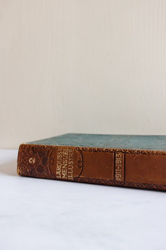 Turn of the century french “larousse Paris” encyclopedia