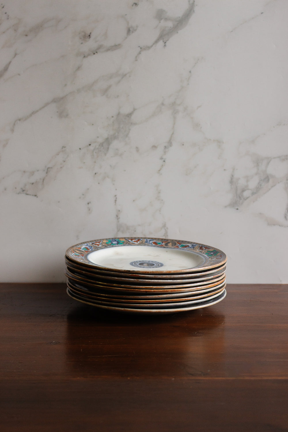 set of 9 "faïence anglaise" salad plates