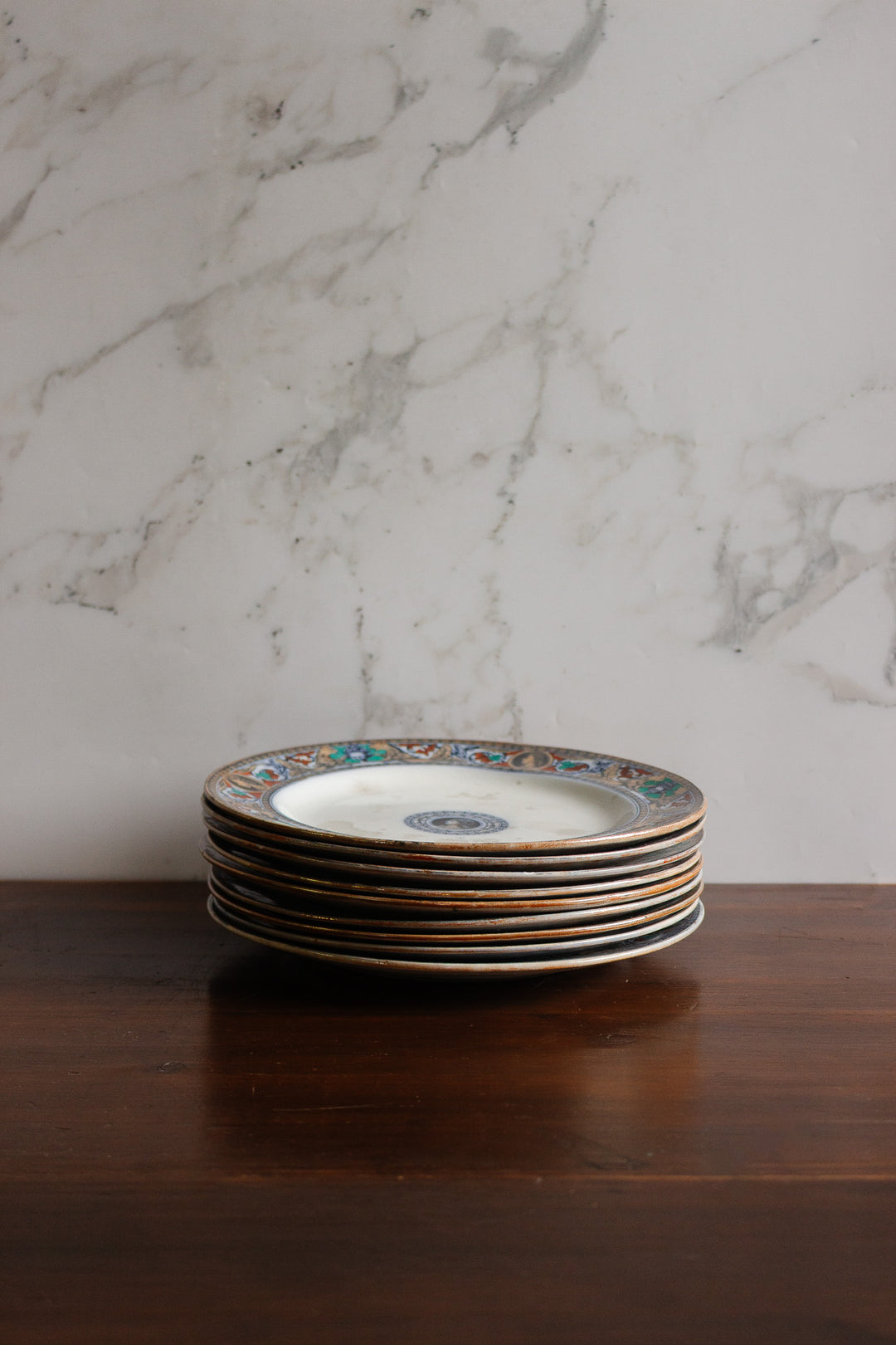 set of 9 "faïence anglaise" salad plates