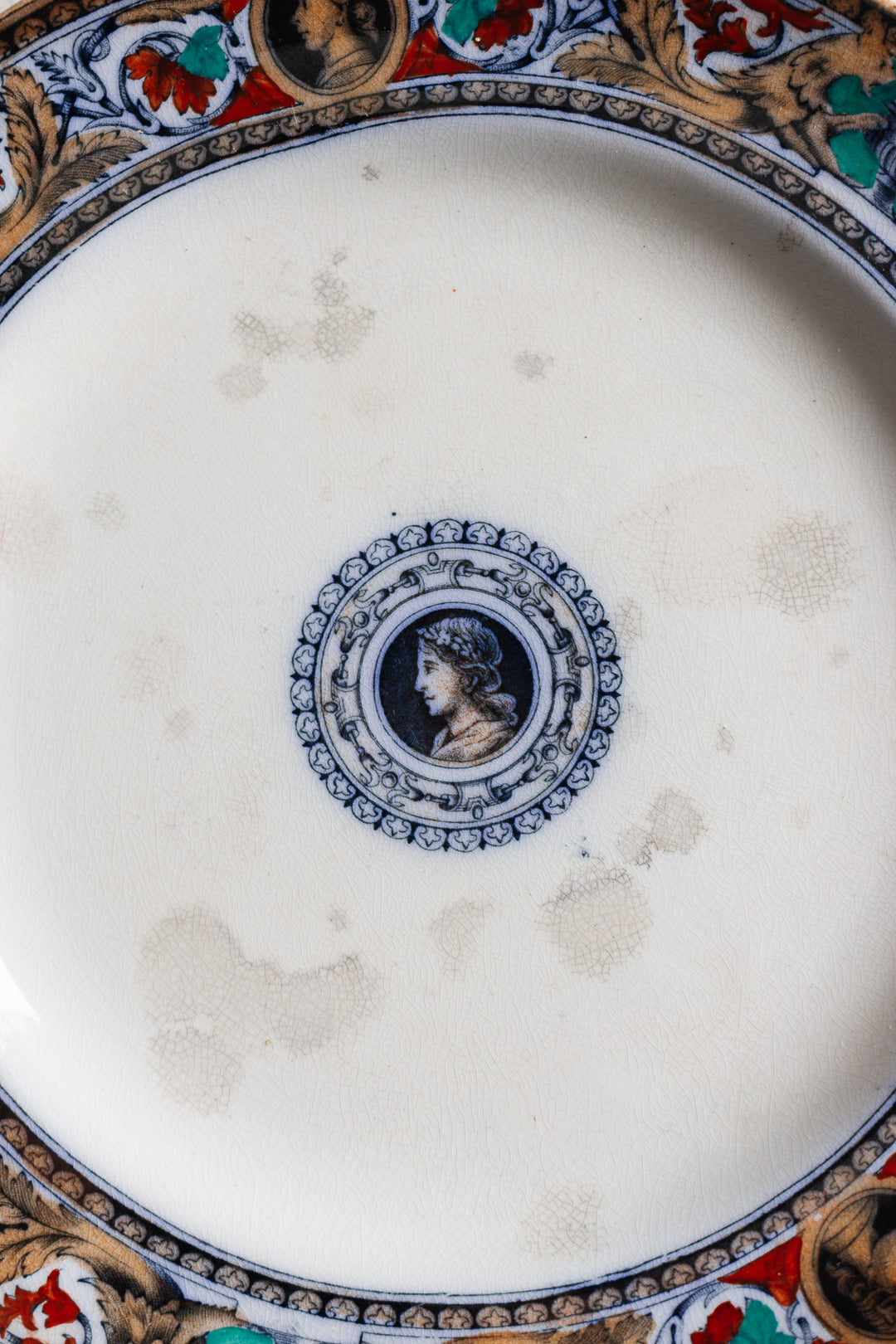 set of 9 "faïence anglaise" salad plates