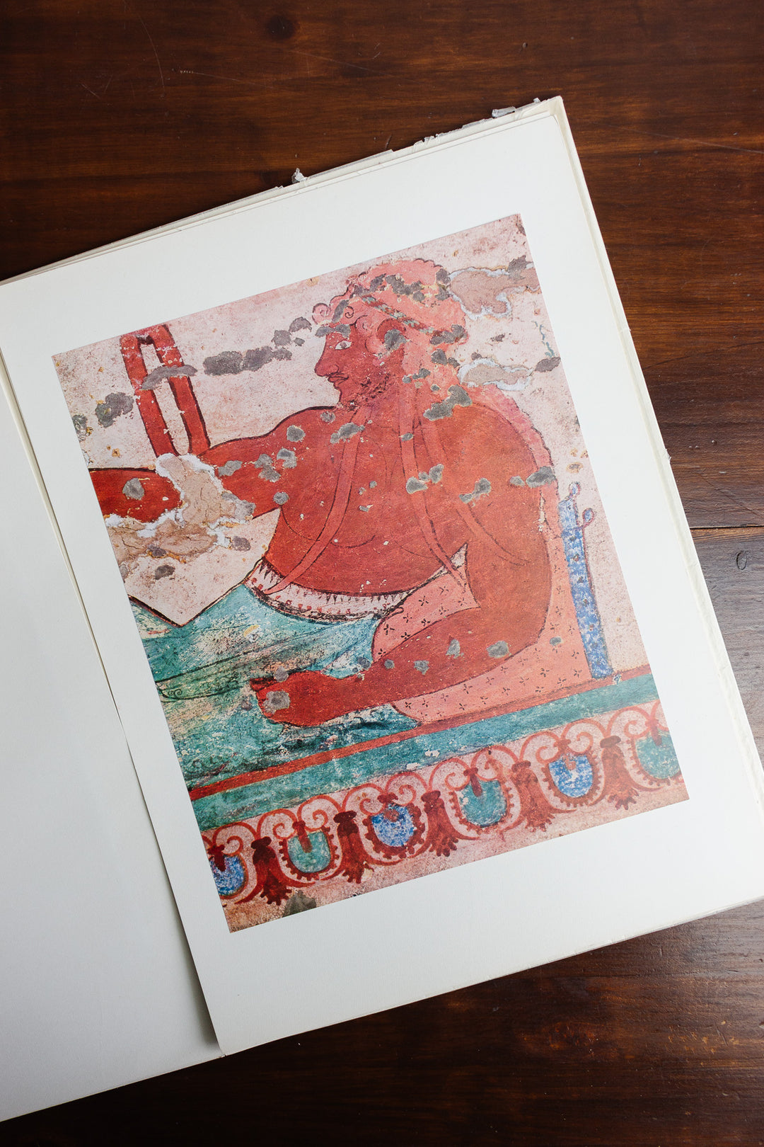 italian art book of prints "figura etrusca"