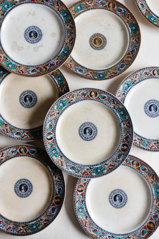 set of 9 "faïence anglaise" salad plates