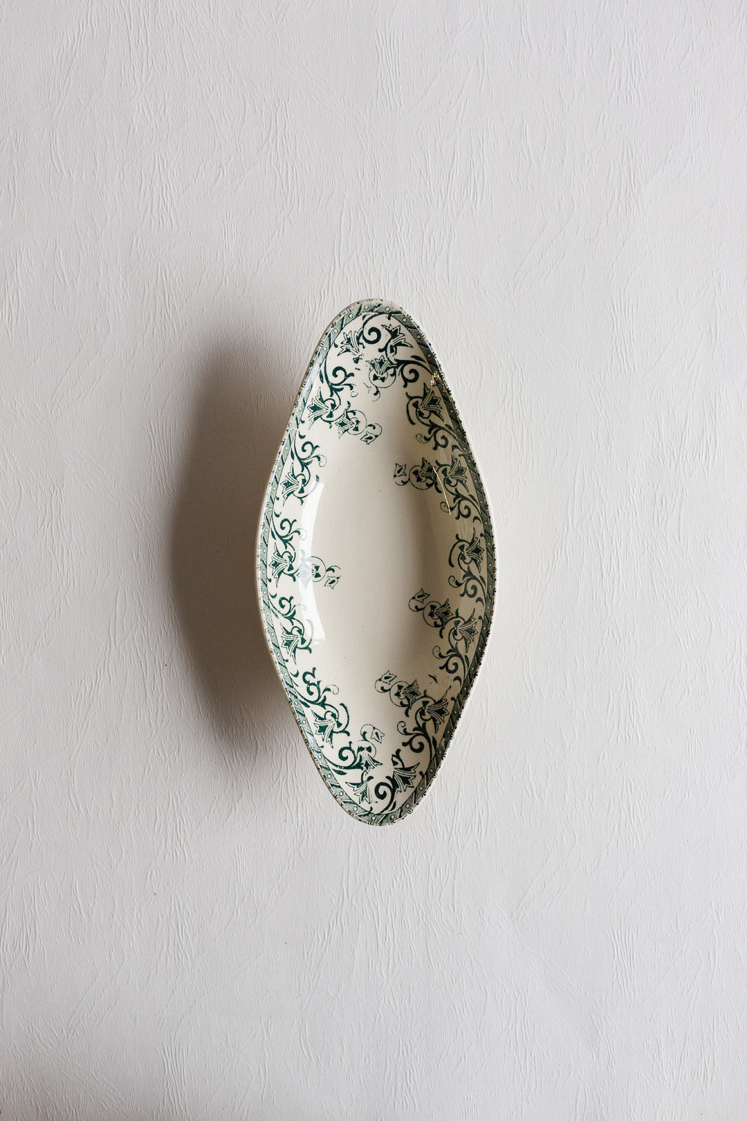 antique french "suzanne" sarreguemines ravier