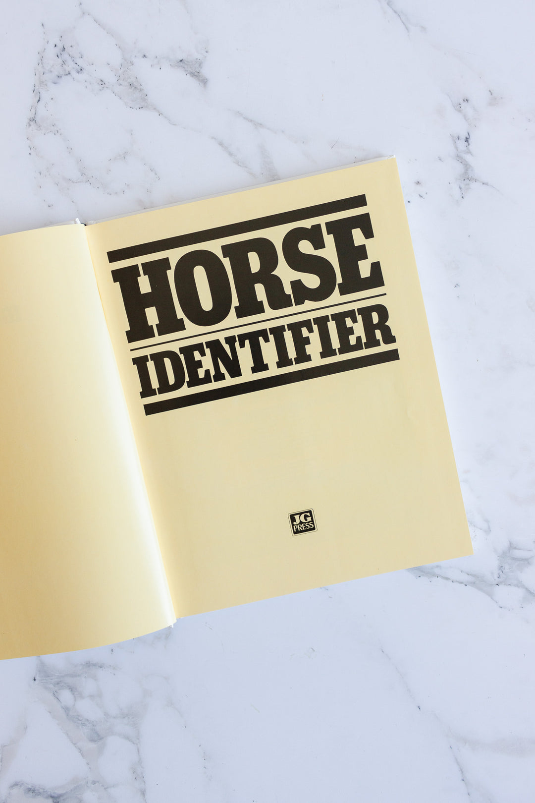 horse identifier, a pictoral guide to horses