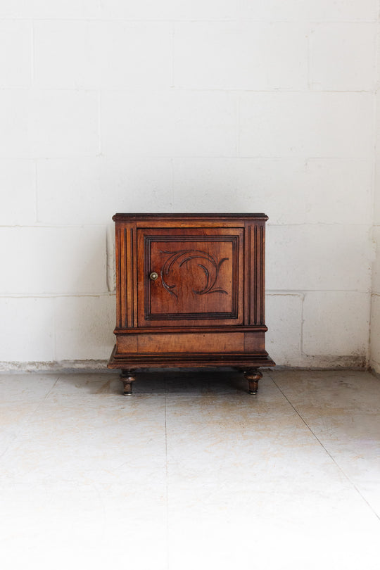 antique french petit chevet