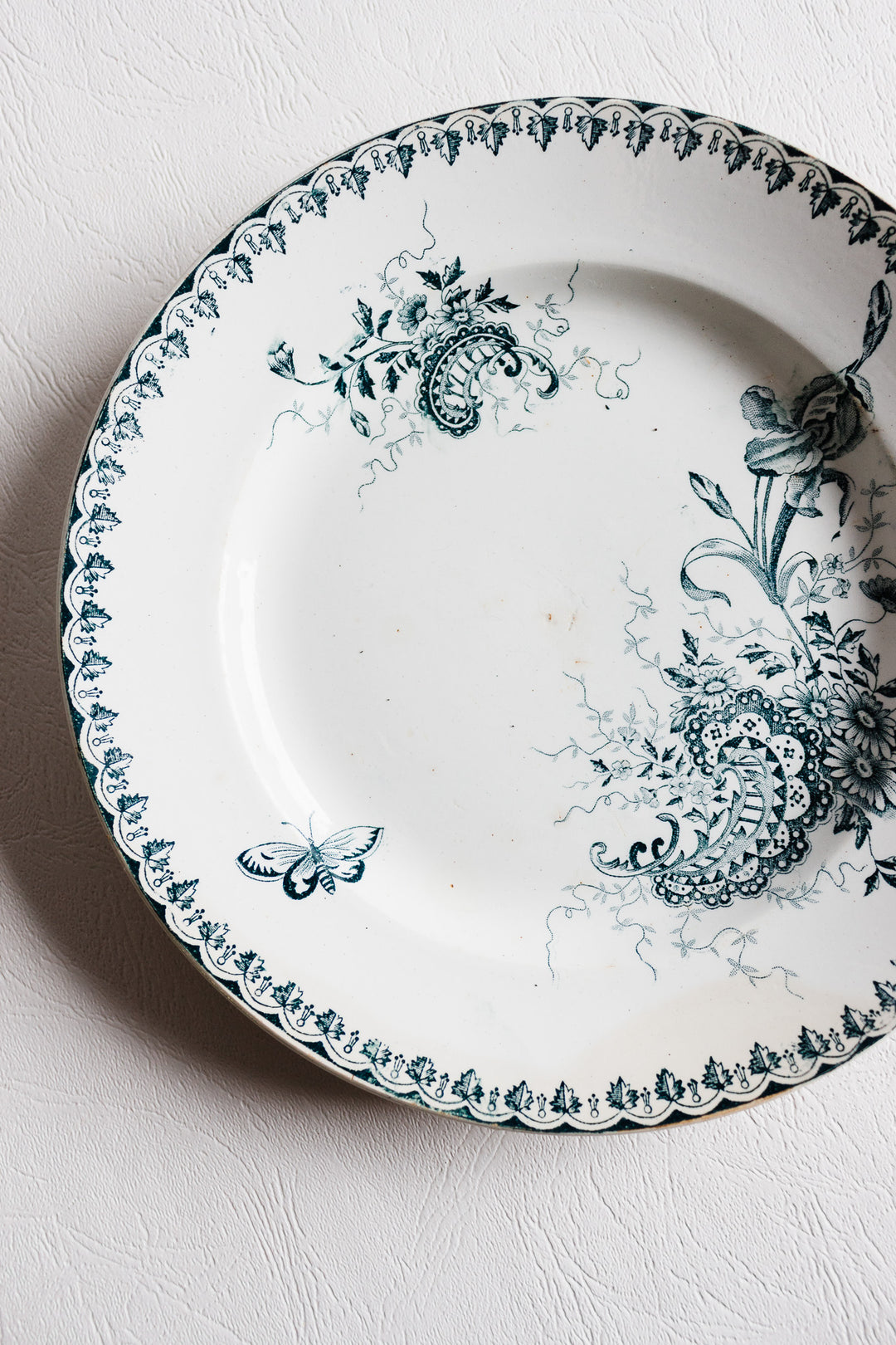 antique french "louis xv" st. amandinoise dinner plate