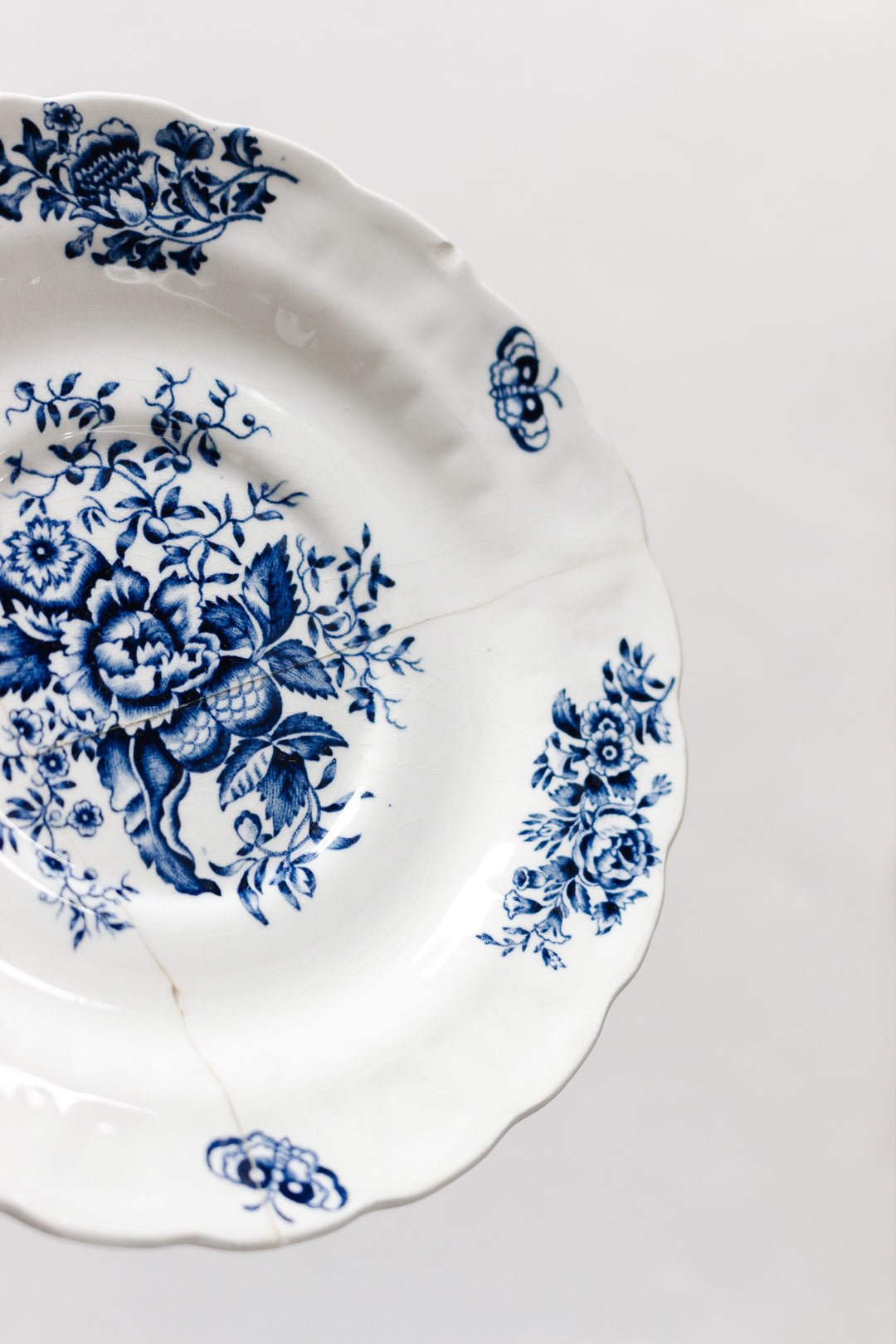 antique English booth's "peony" soup bowls and saucers A8021