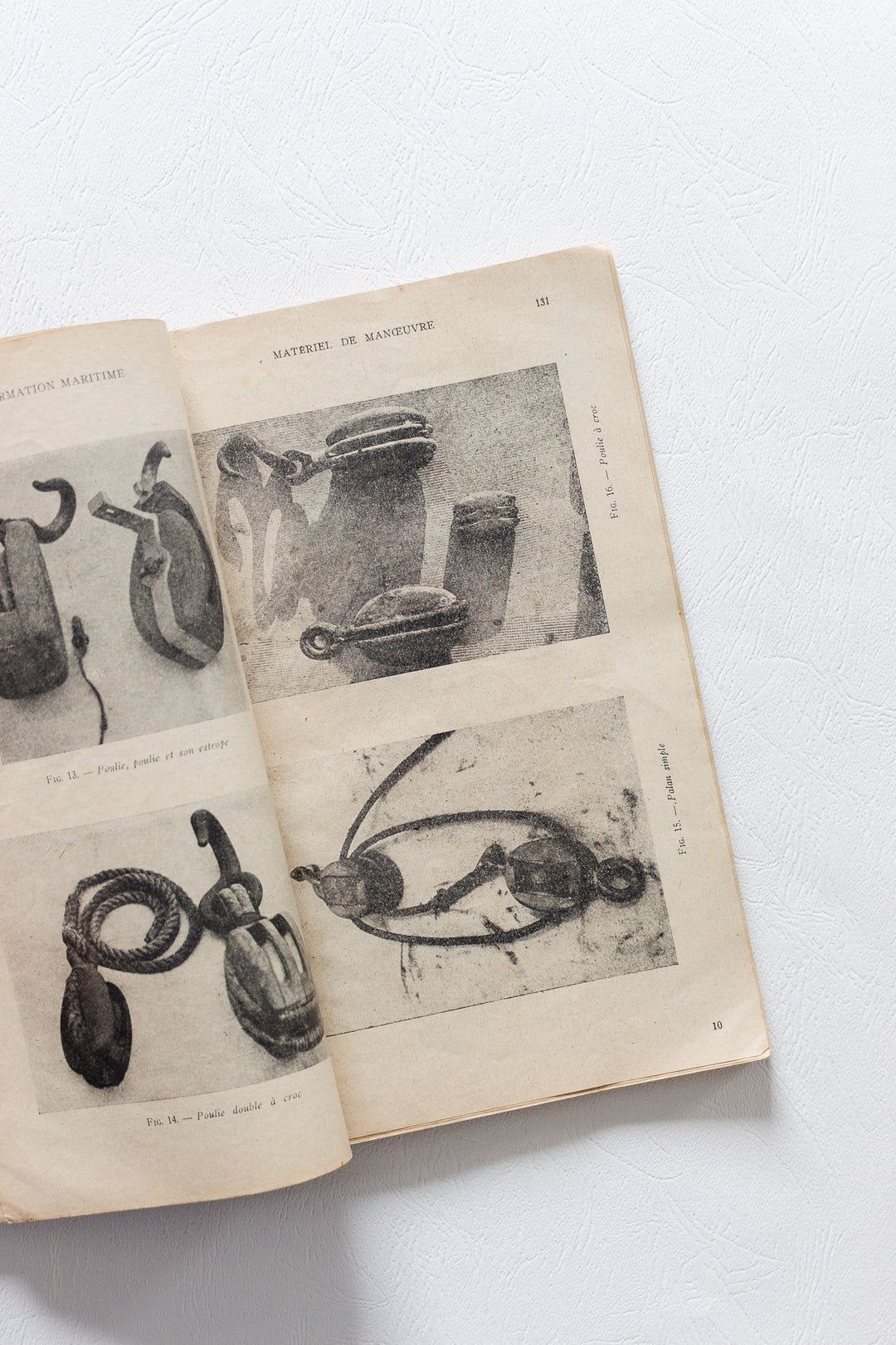 original 1952 French navy recruit manual issued by the république française, marine national