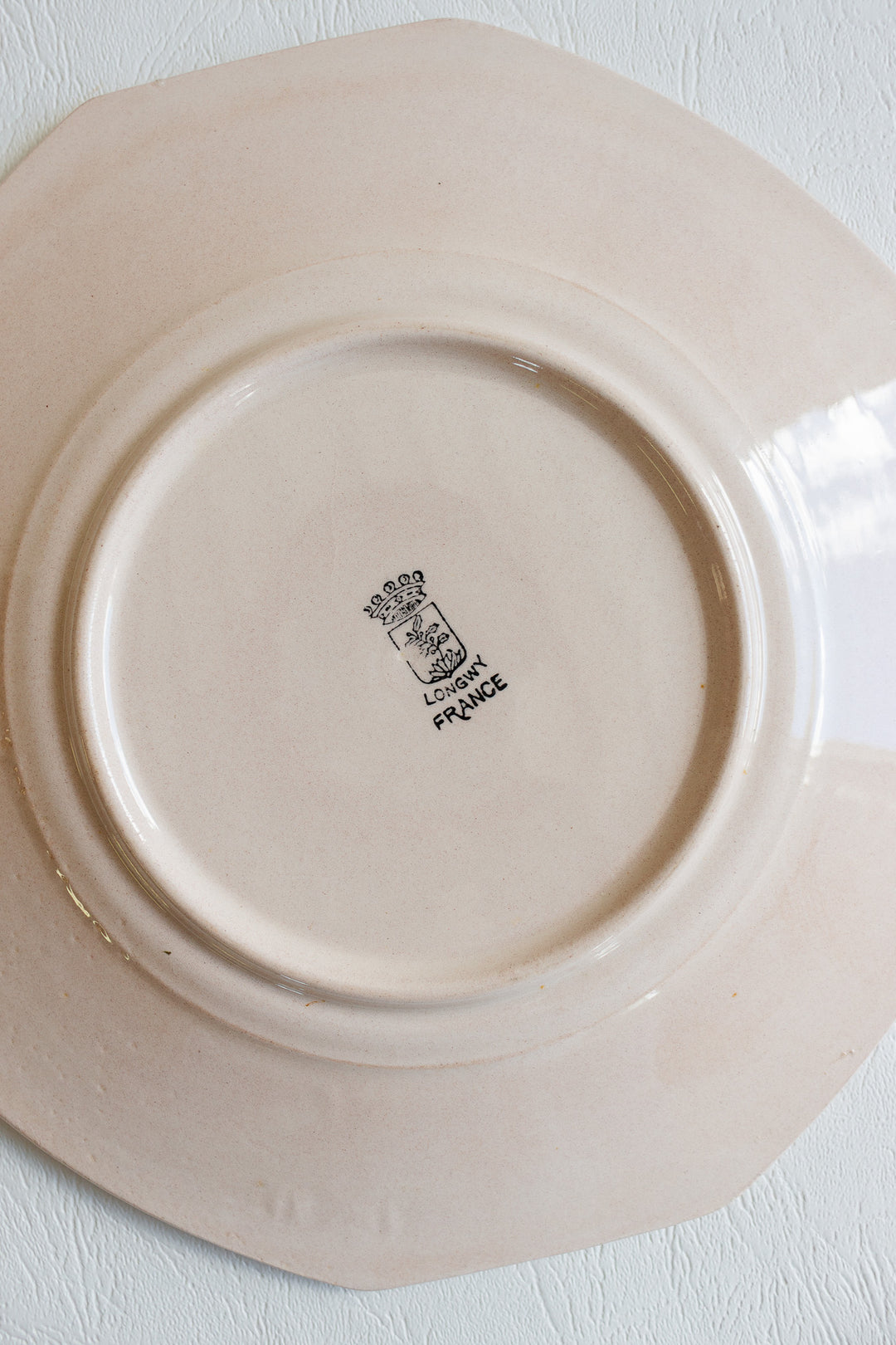 1930s art deco french émaux de longwy pink plate
