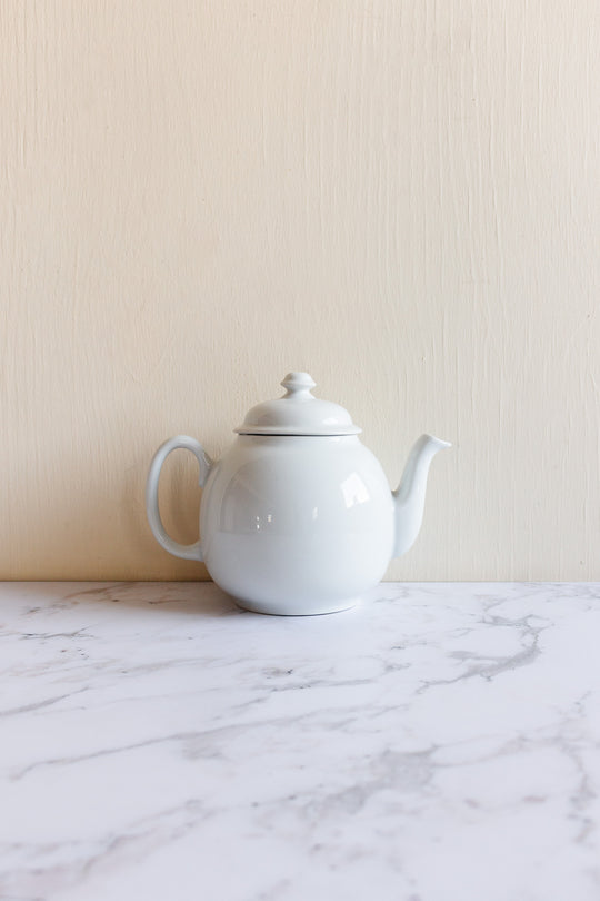 vintage French porcelain tea pot, 1 L