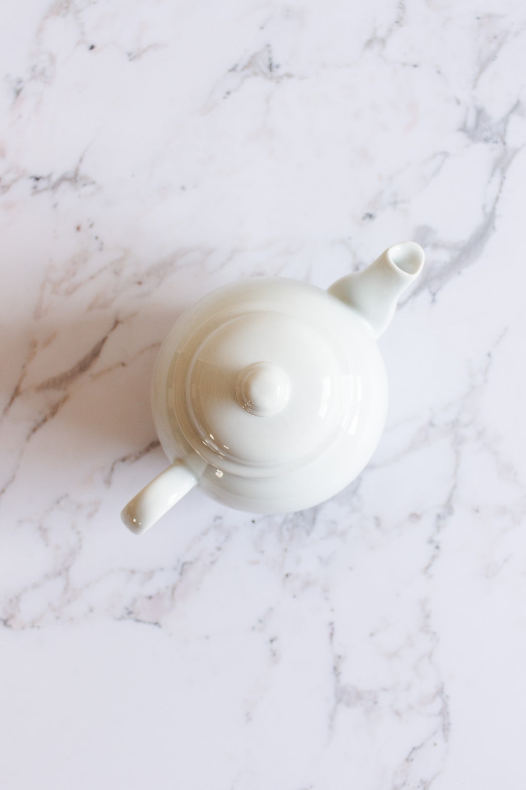 vintage French porcelain tea pot, 1 L
