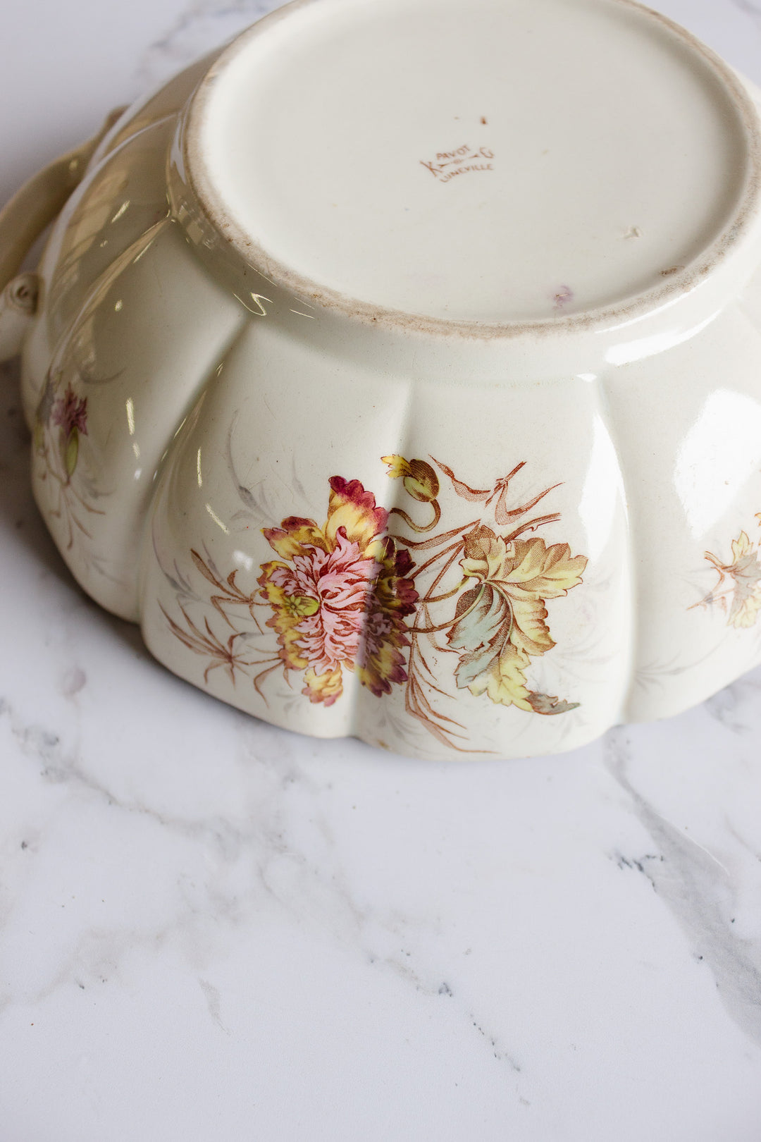 rare 1880s french luneville ruffled polychrome "pavot" serving dish