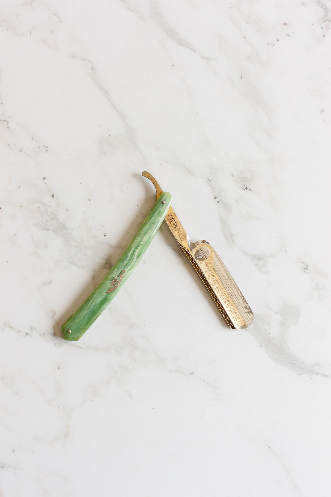 antique german ERN solingen straight razor with green celluloid handle with original box