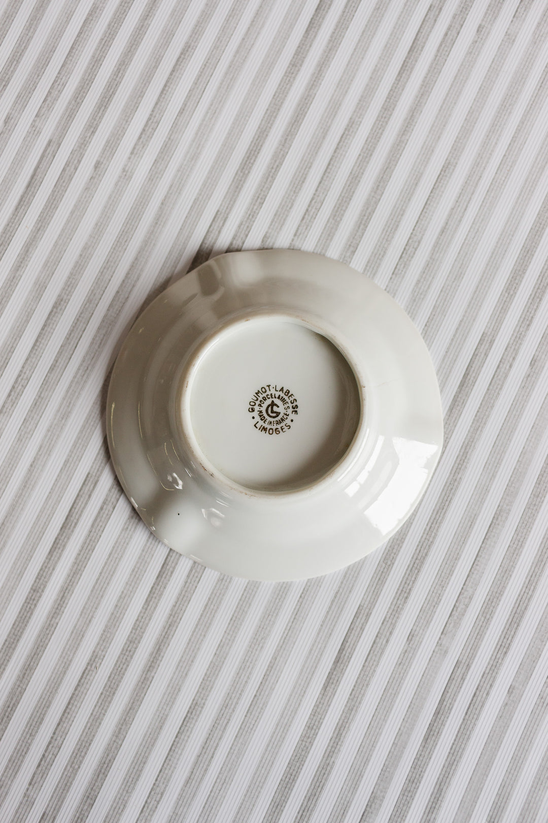 "aux galeries lafayette paris" vintage french porcelain ashtray