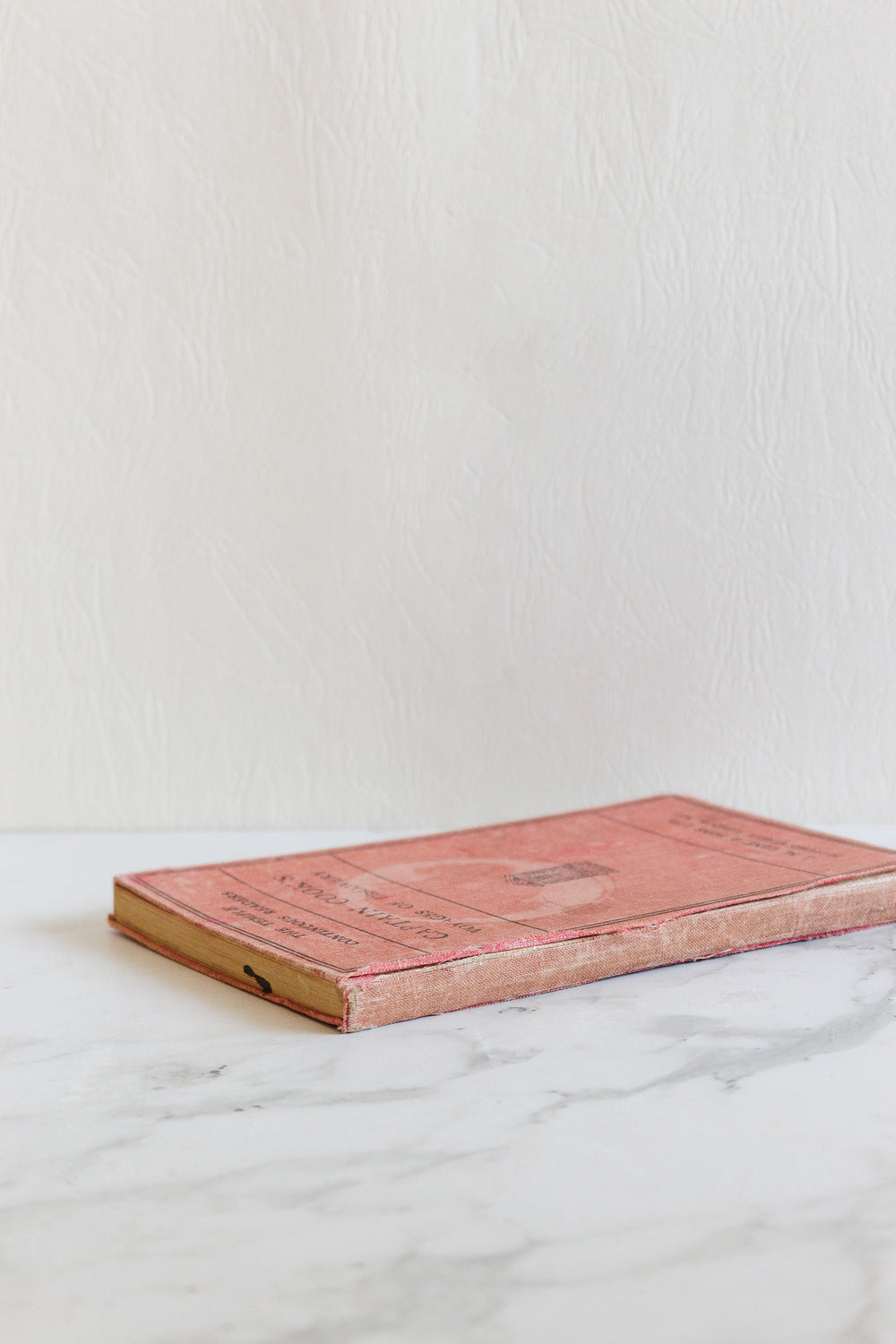 Captain cook's voyages of discovery hardcover book