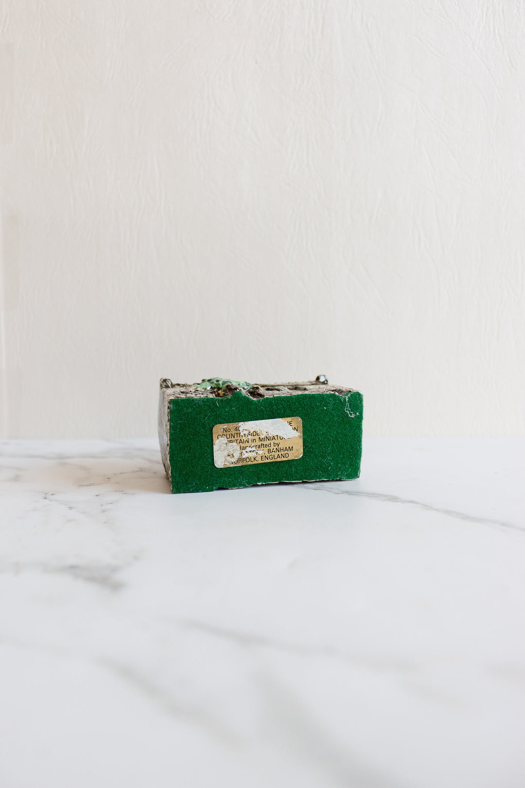 “britain in miniature” collectible by tey pottery — no. 40 meeting house