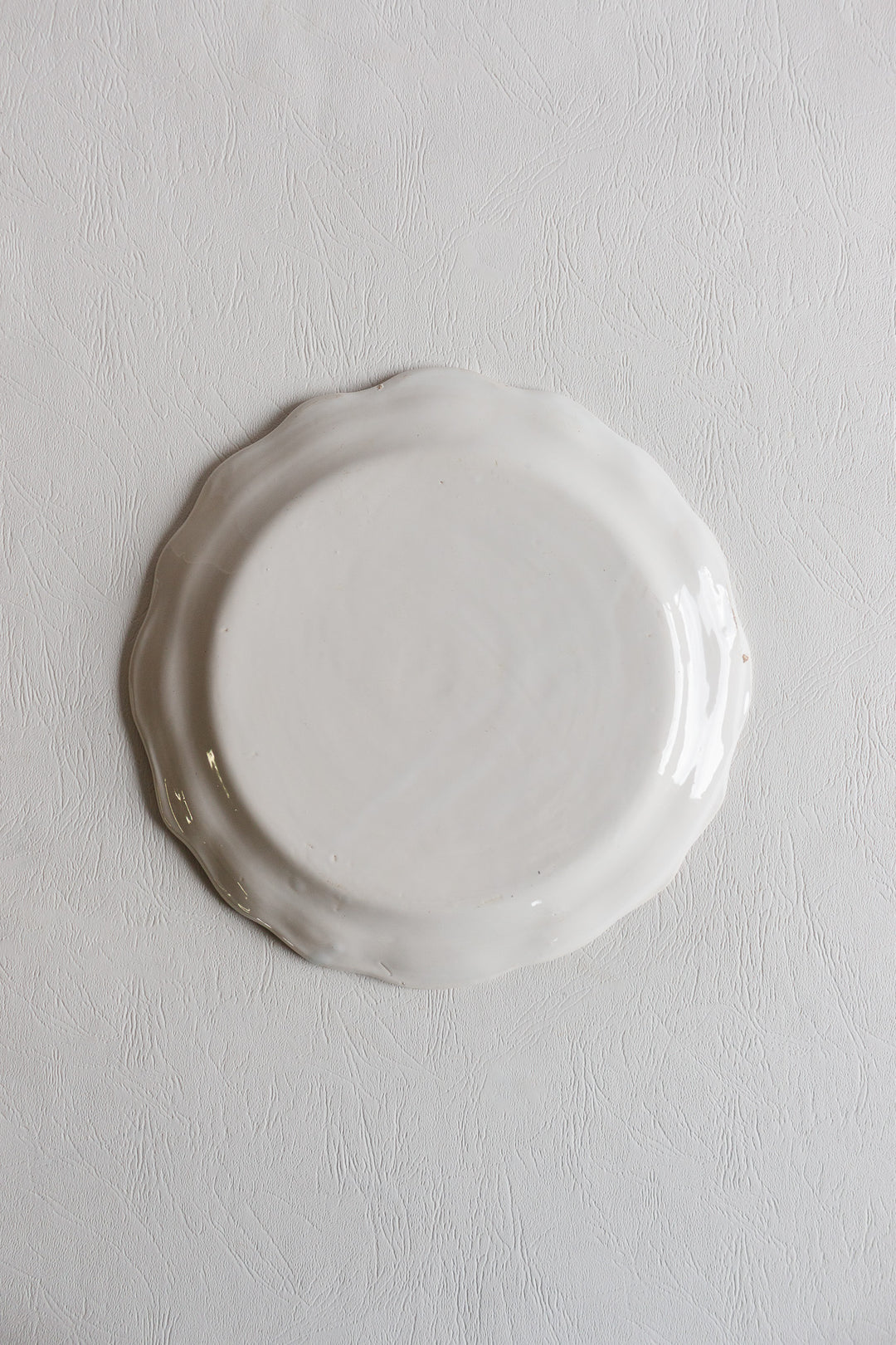 vintage french moustiers style violet plate