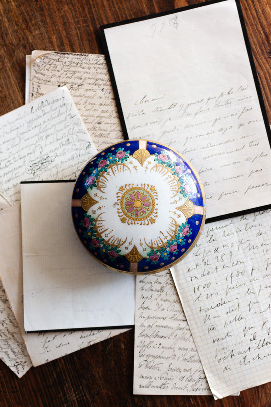 1930s porcelaine française hand painted bonbonnière