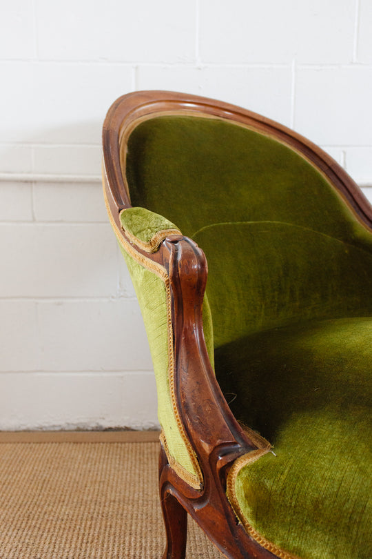 19th century Louis Philippe walnut and green velvet chaise longue