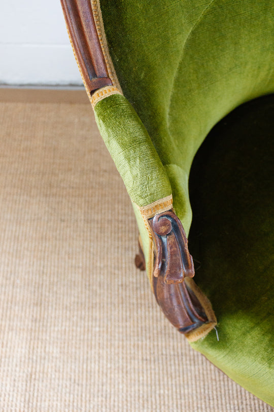 19th century Louis Philippe walnut and green velvet chaise longue