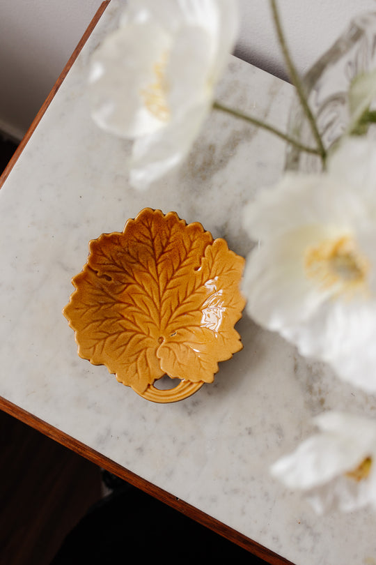 vintage french "feuille d'ambre" majolica trinket dish