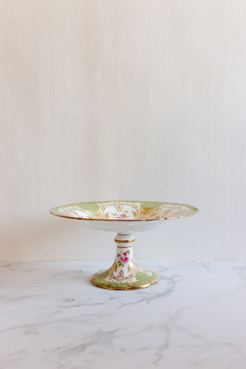turn of the century wedgwood cake plate
