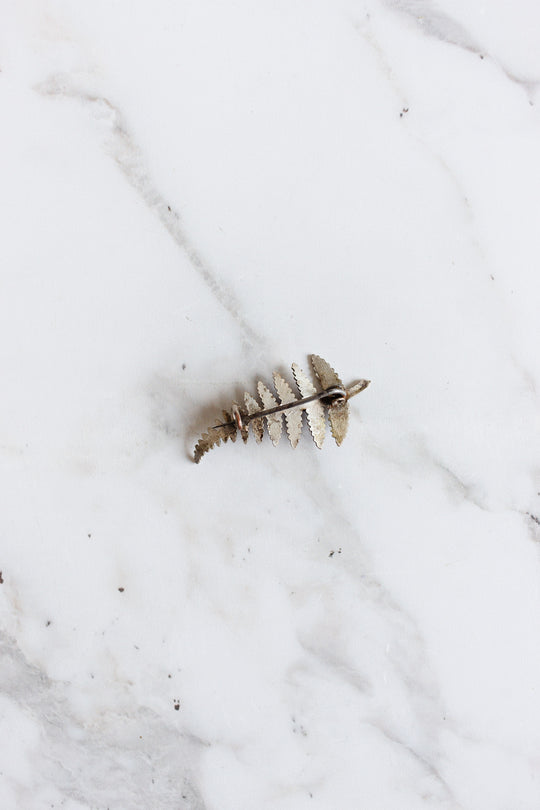 vintage french souvenir silver plated fern reims brooch