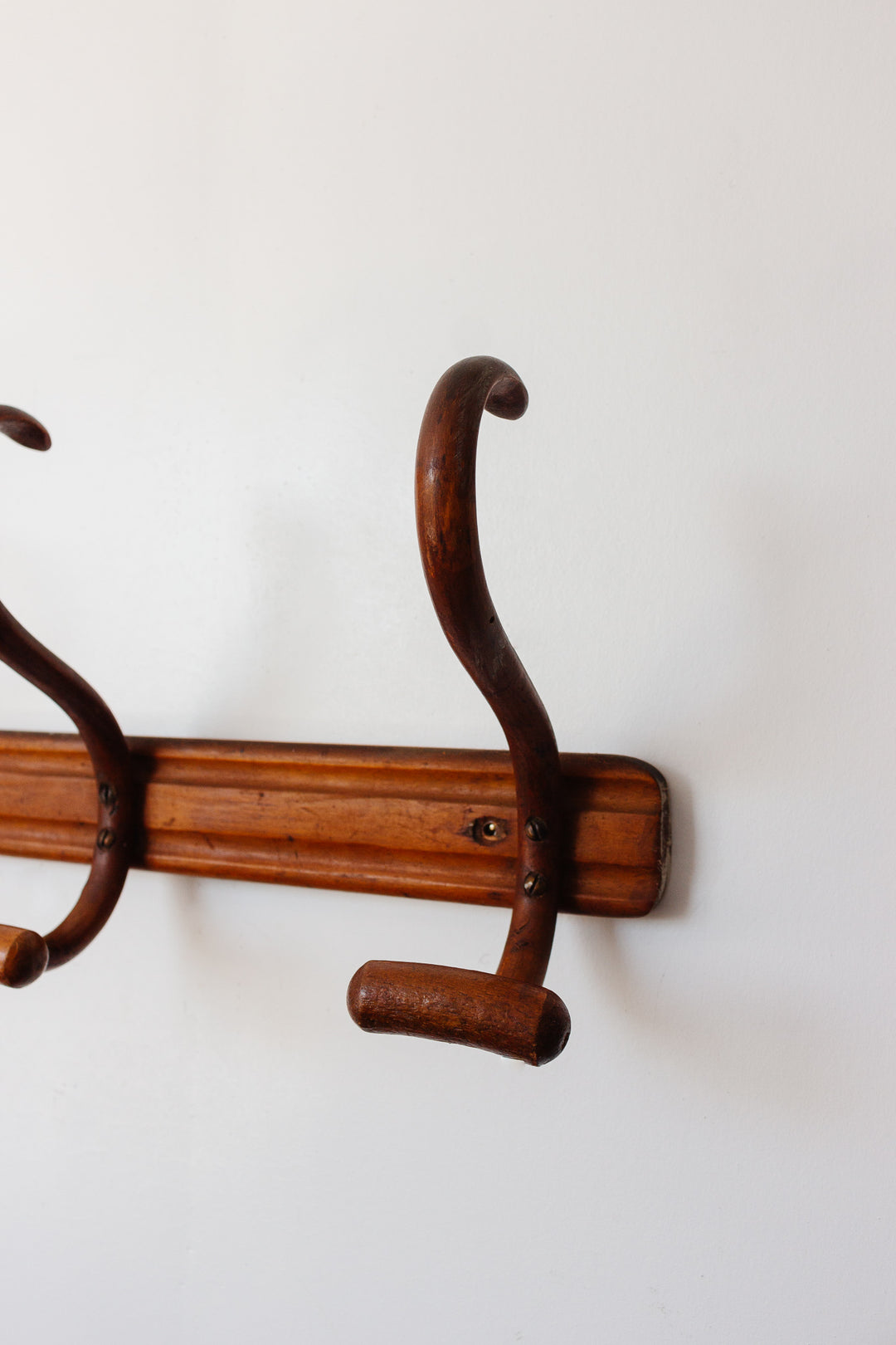 antique J&J Kohn bentwood coat rack