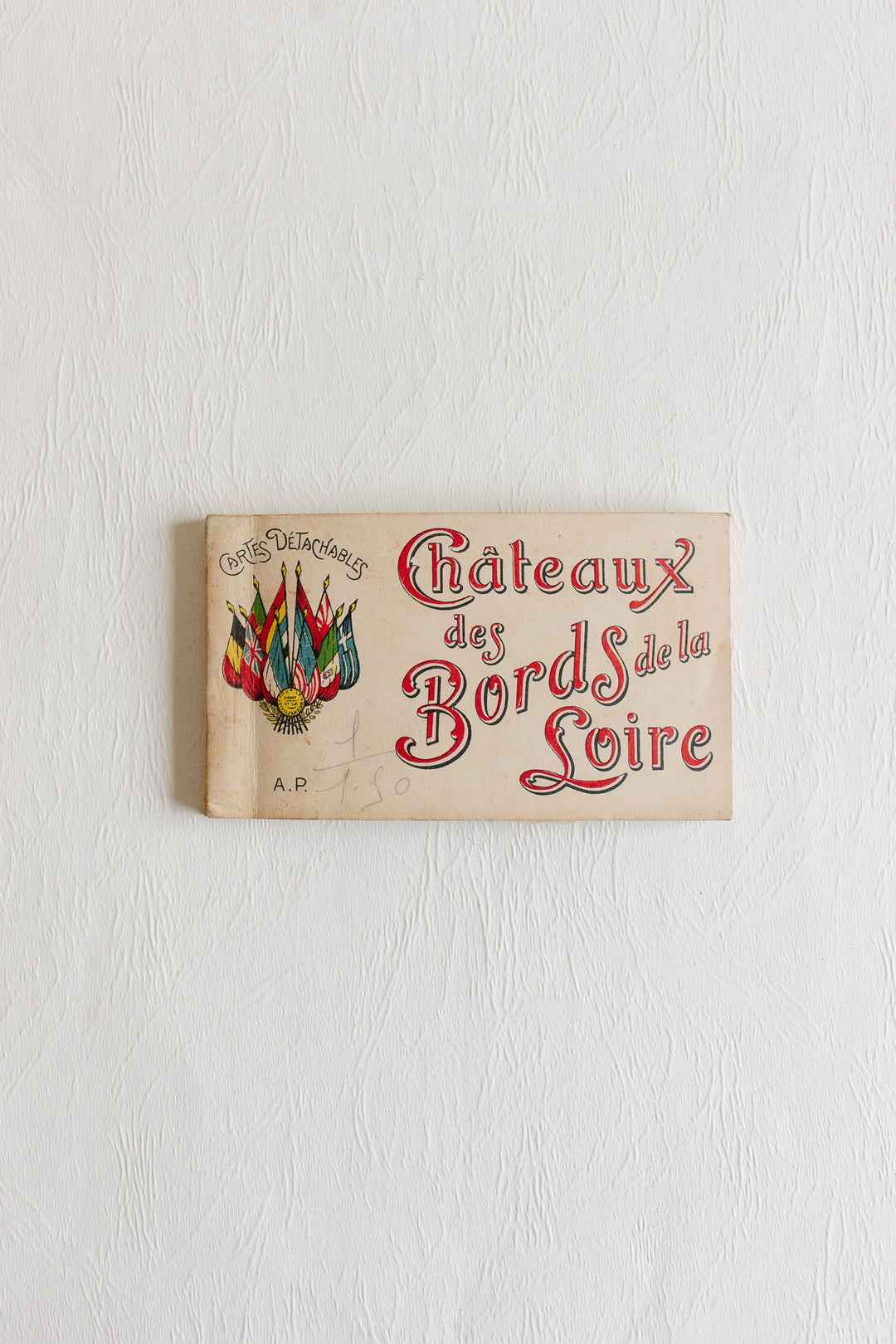 1920s "châteaux des bords de la loire" postcard booklet