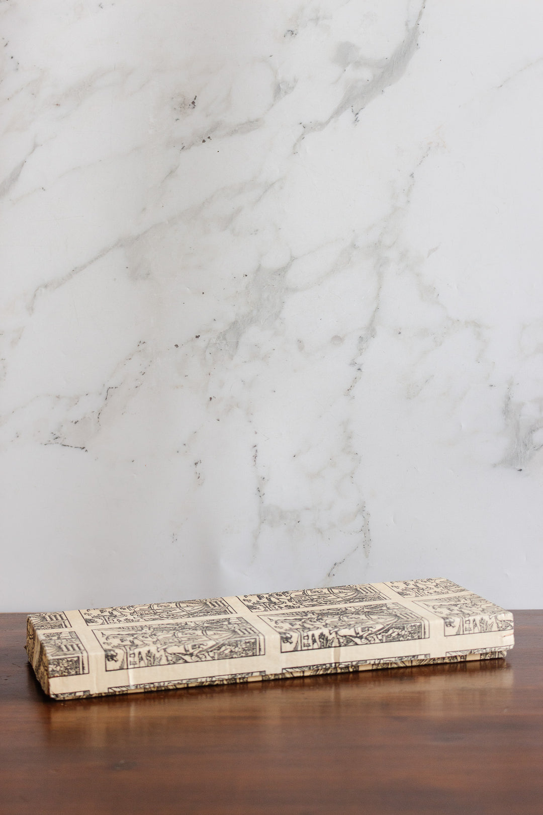 set of 12 vintage french "cristal torsodé" knife rests in original box