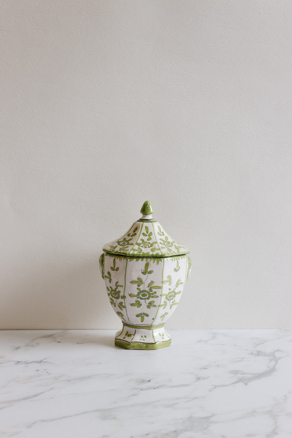 matet in martres-tolosane hand-painted faïence jar