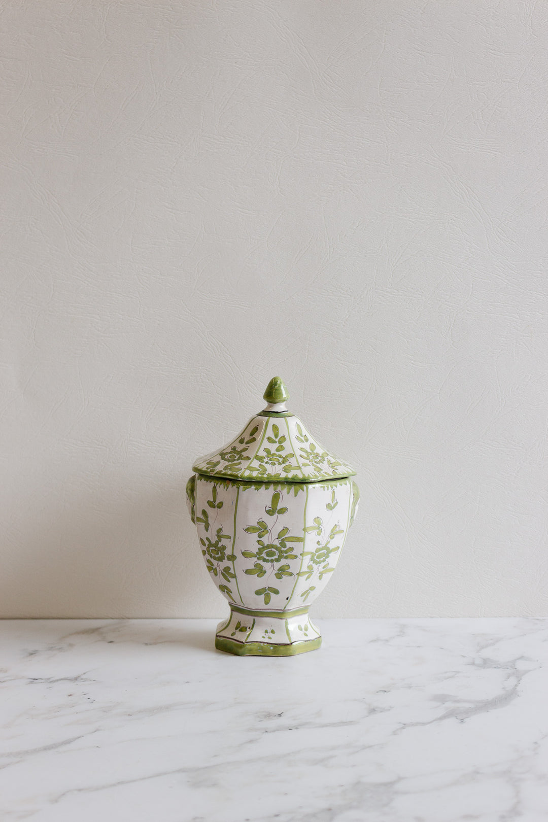 matet in martres-tolosane hand-painted faïence jar
