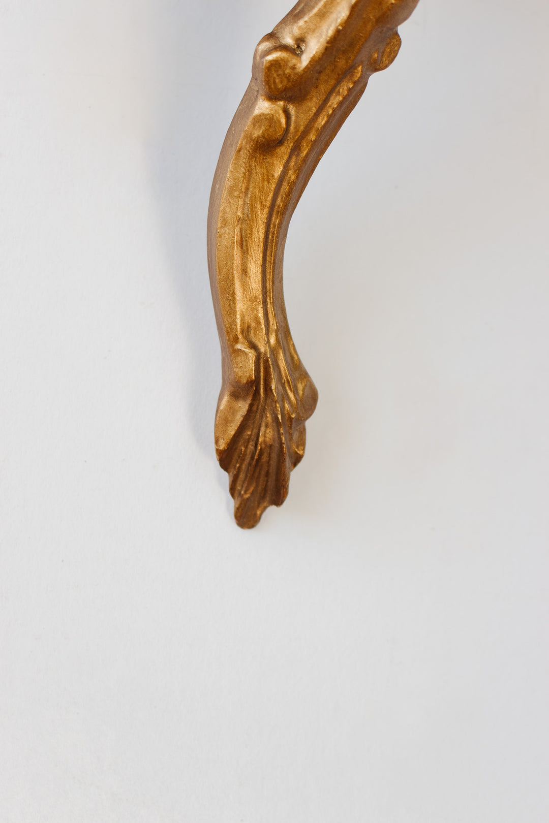 vintage italian florentine gilt wall mounted shelf