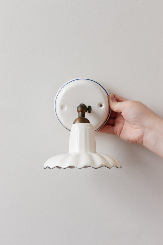 vintage italian ceramic scalloped wall sconce